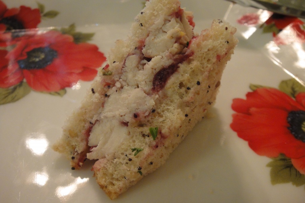 chicken lingonberry on seed bread